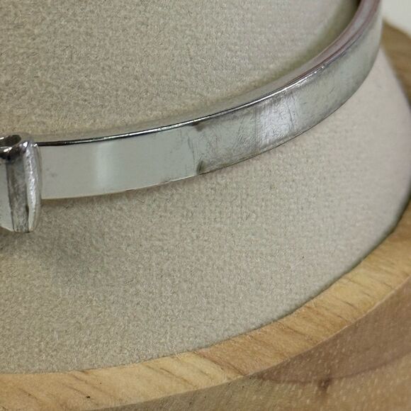 Kate Spade Silver Take A Bow Bangle Bracelet - Picture 2 of 5